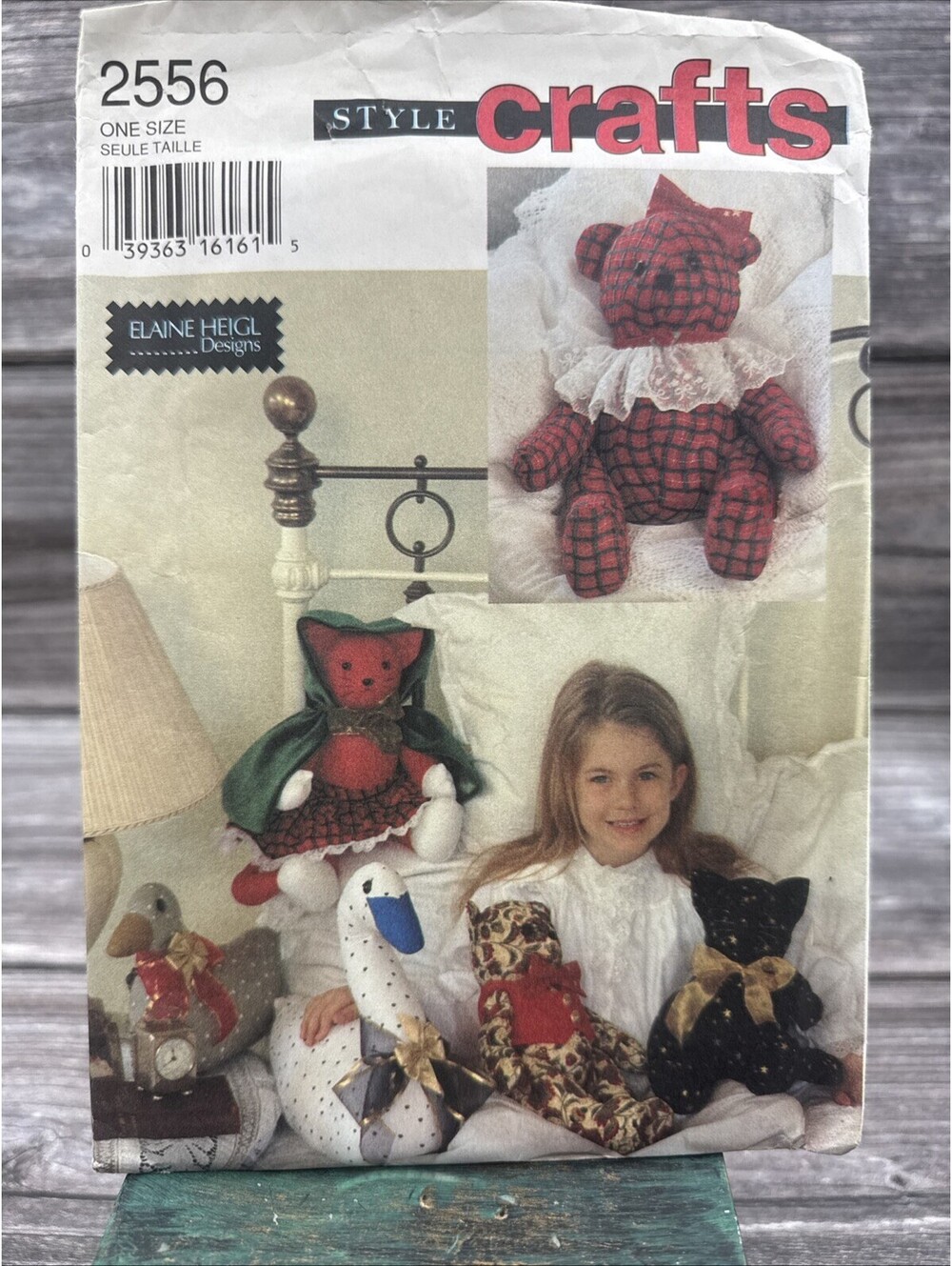 Style 2556 UNCUT Sewing Pattern, Stuffed Animals and Clothes